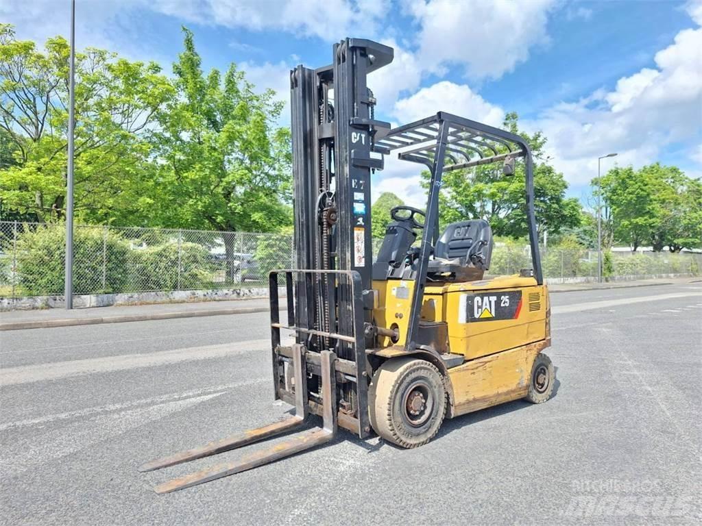CAT EP25KP Heftrucks overige