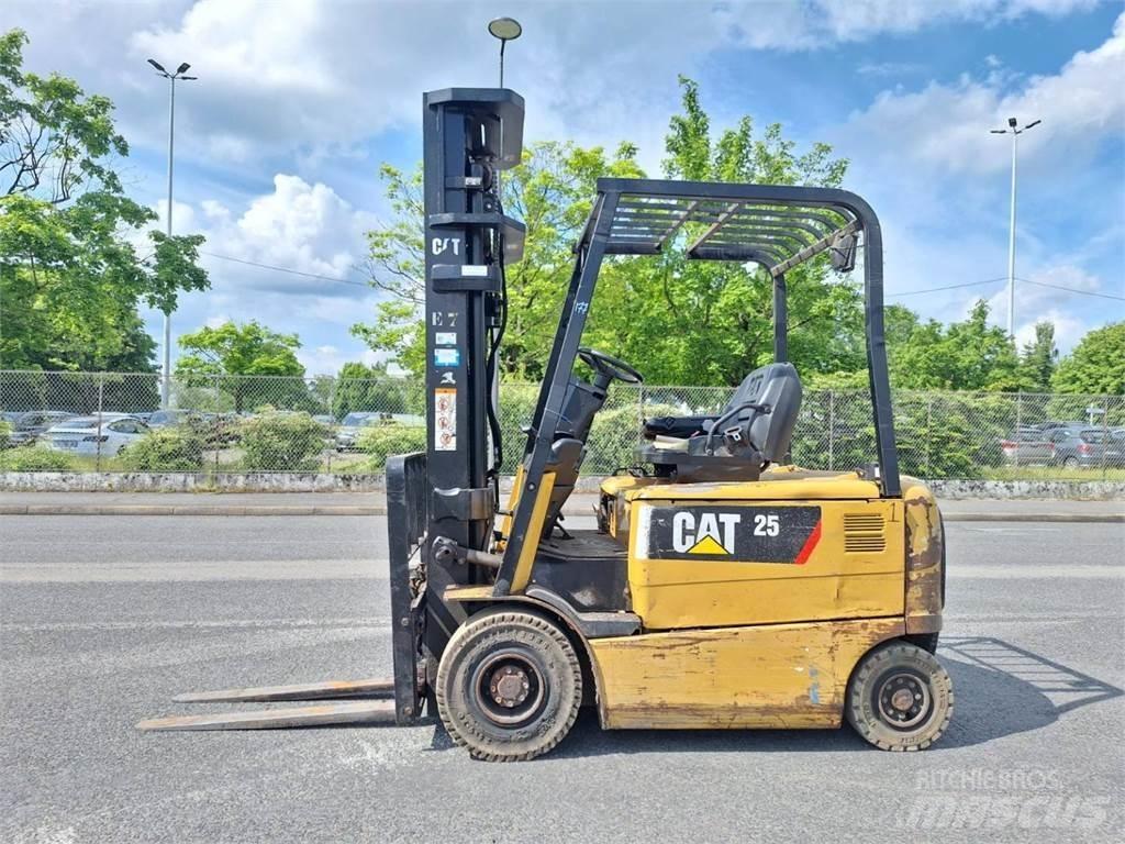 CAT EP25KP Heftrucks overige