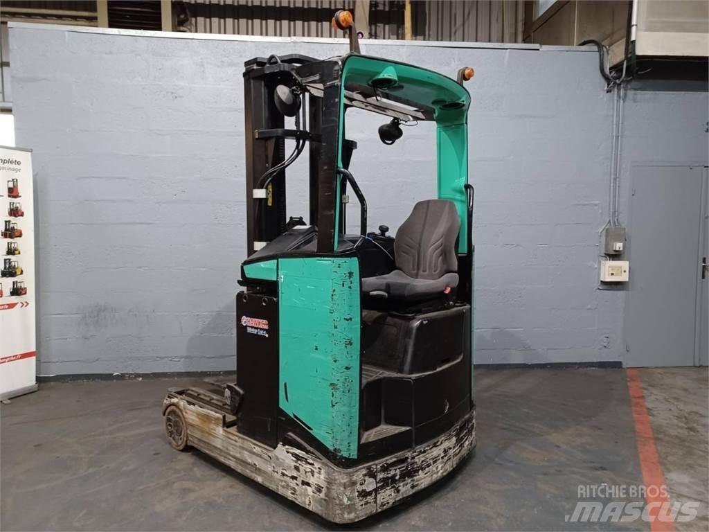 CAT NR16N Reachtruck voor hoog niveau