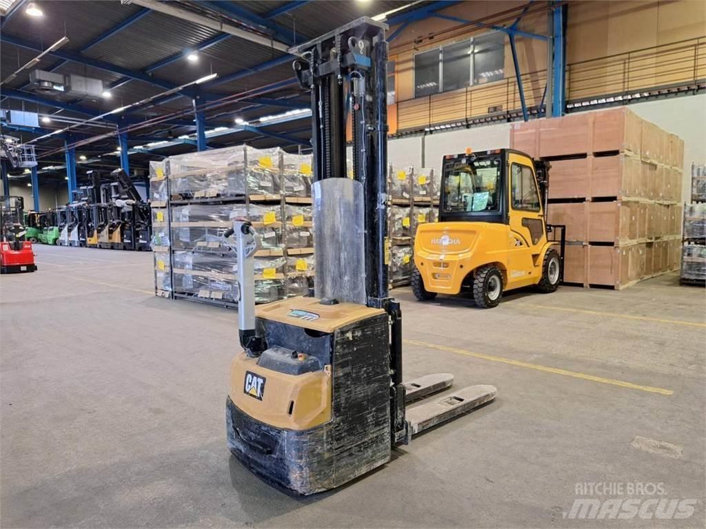 CAT NSP16N2 Meeloop stapelaar