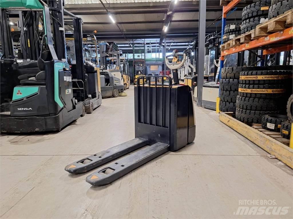 Crown WP3080 Meeloop stapelaar