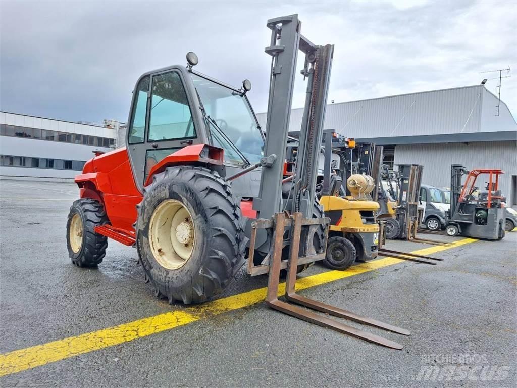Manitou M30.2 Vorkheftruck voor zwaar terrein