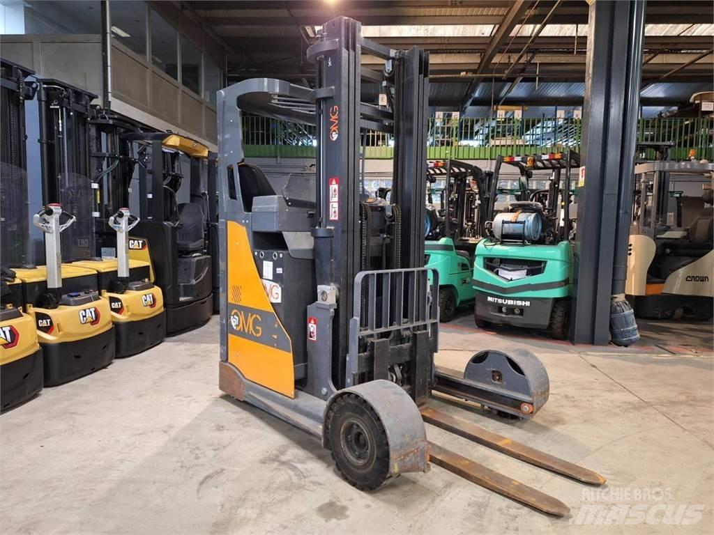OMG NEOS16 SE Reachtruck voor hoog niveau