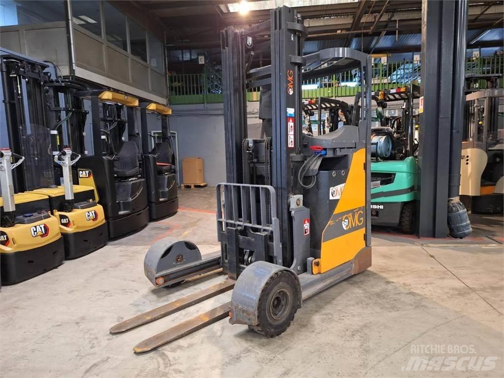 OMG NEOS16 SE Reachtruck voor hoog niveau