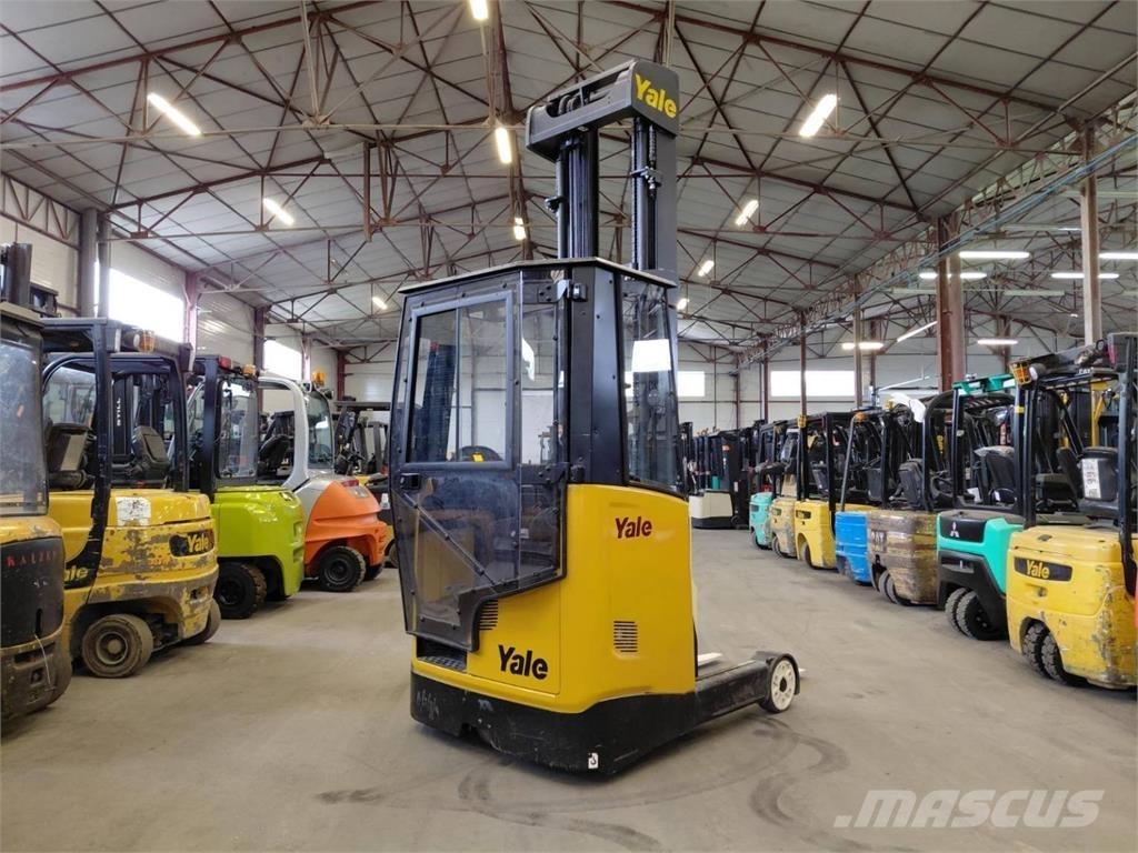 Yale MR14 Reachtruck voor hoog niveau