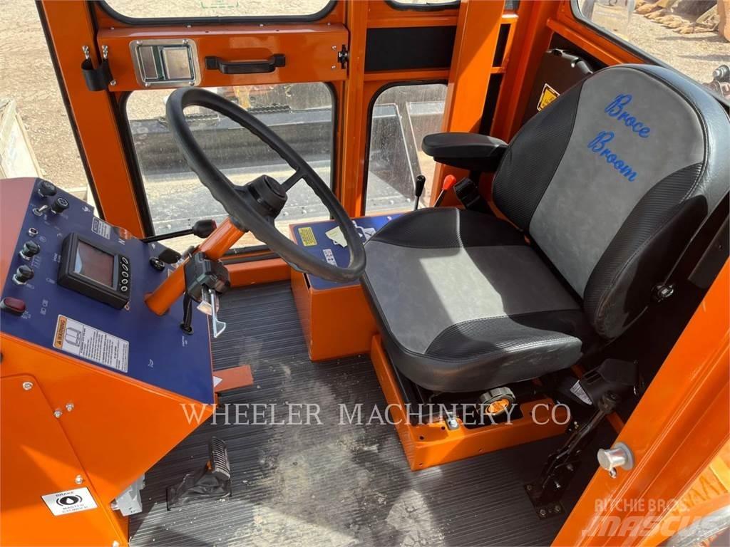 Broce BROOM 4 Veegmachines