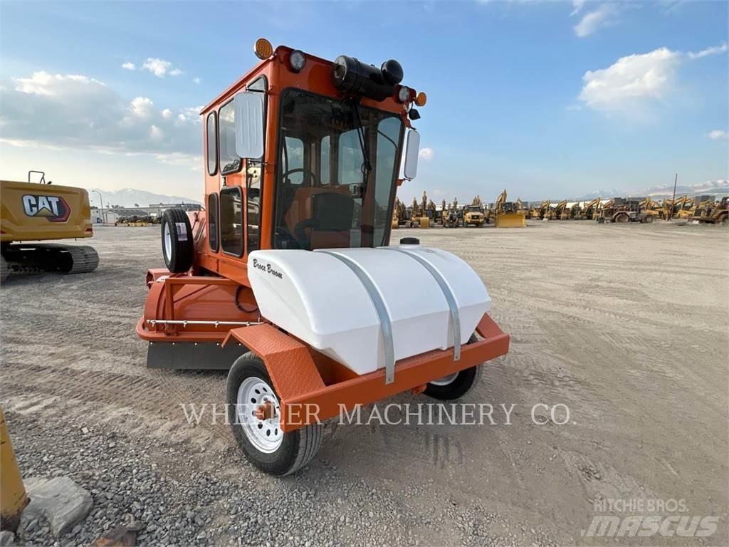 Broce BROOM 4 Veegmachines
