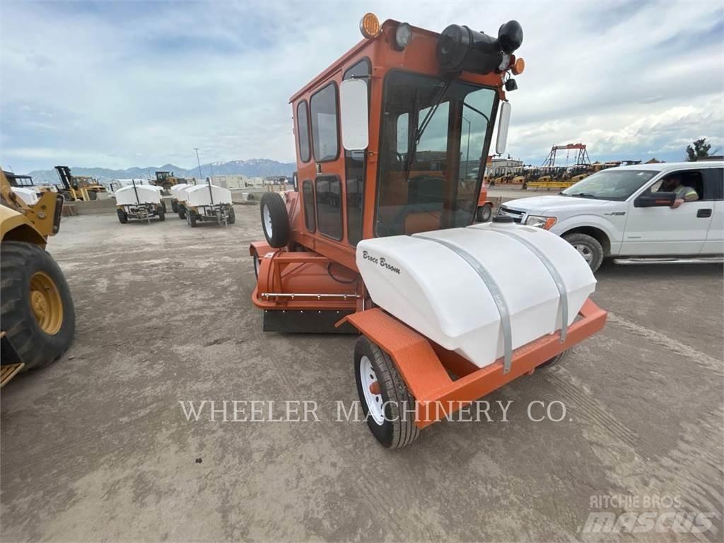 Broce BROOM 4 Veegmachines