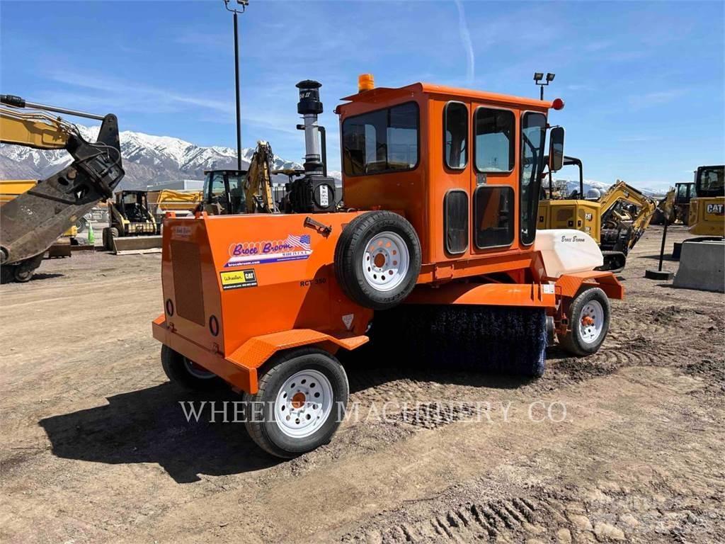 Broce BROOM 4 Veegmachines