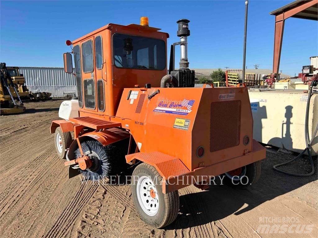 Broce BROOM 4 Veegmachines