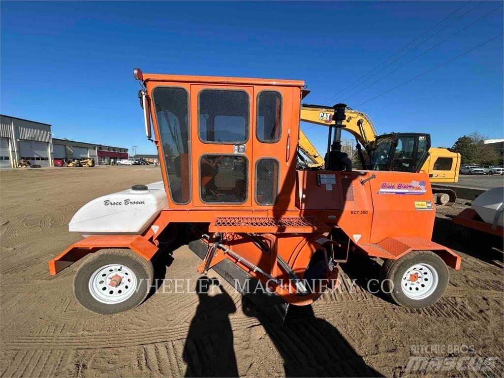 Broce BROOM 4 Veegmachines