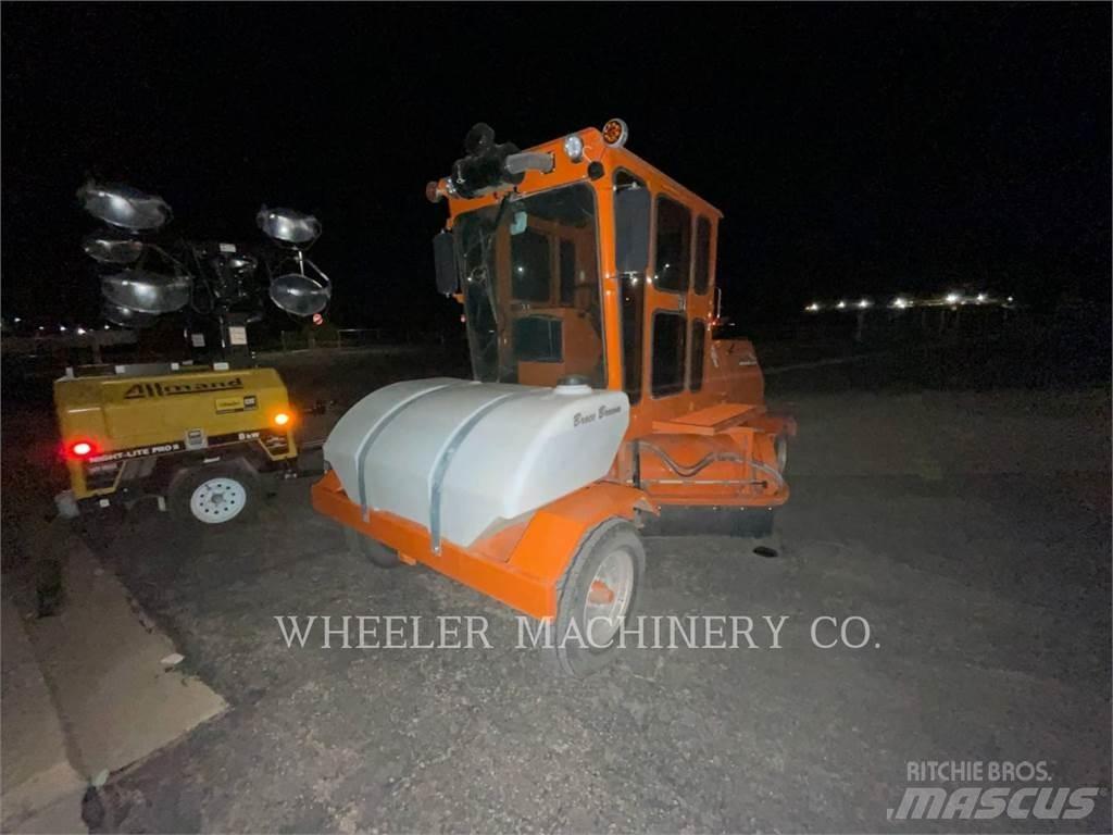 Broce BROOM 4 Veegmachines