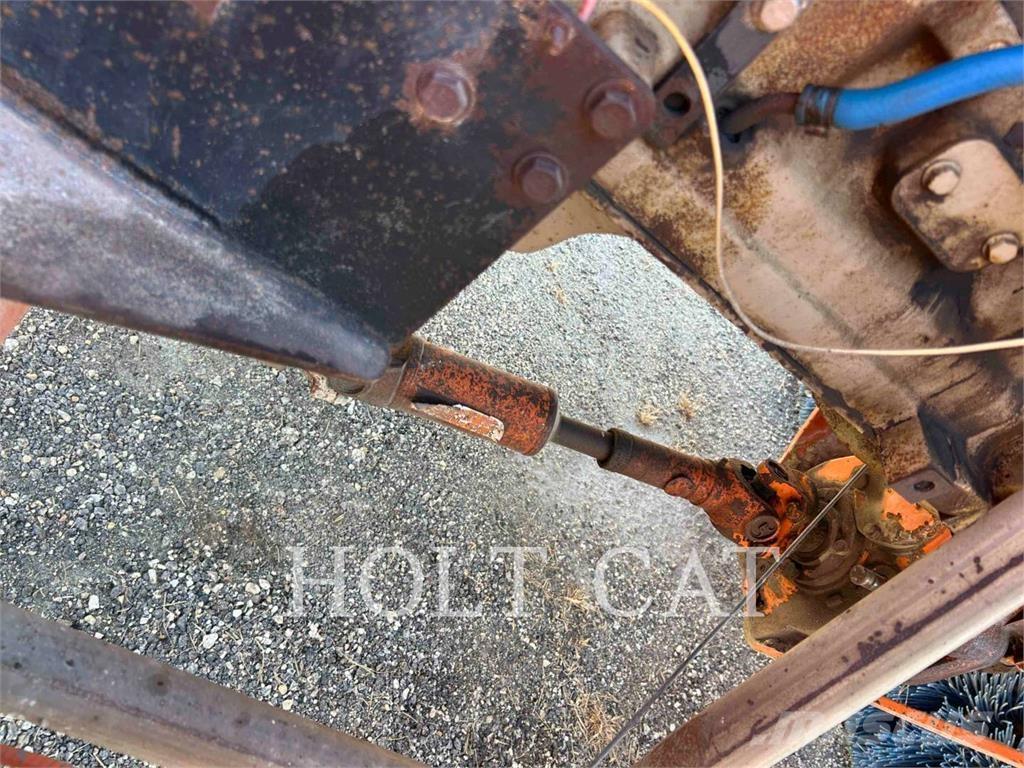 Broce RJ350 Veegmachines