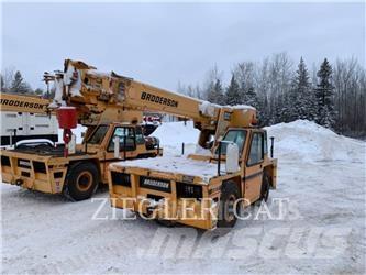 Broderson CRANE IC803J Kranen voor alle terreinen