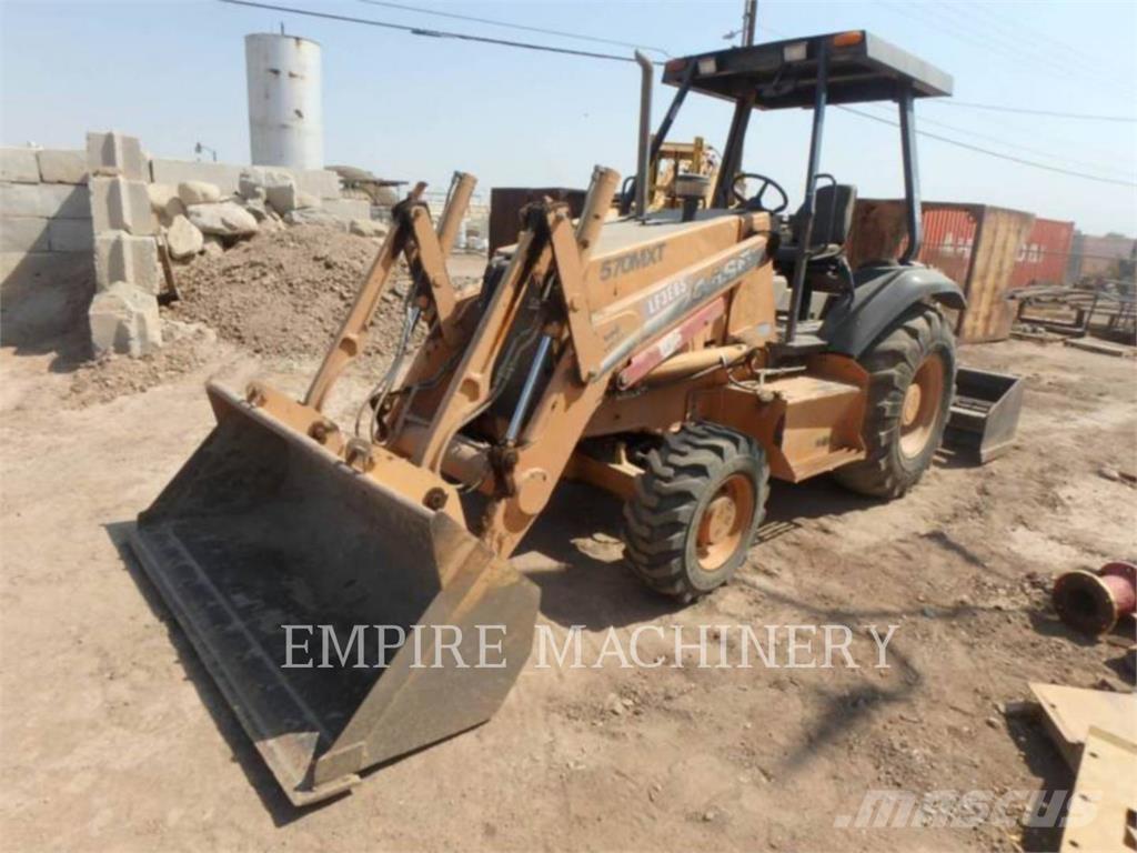 CASE 570LXT Wielladers