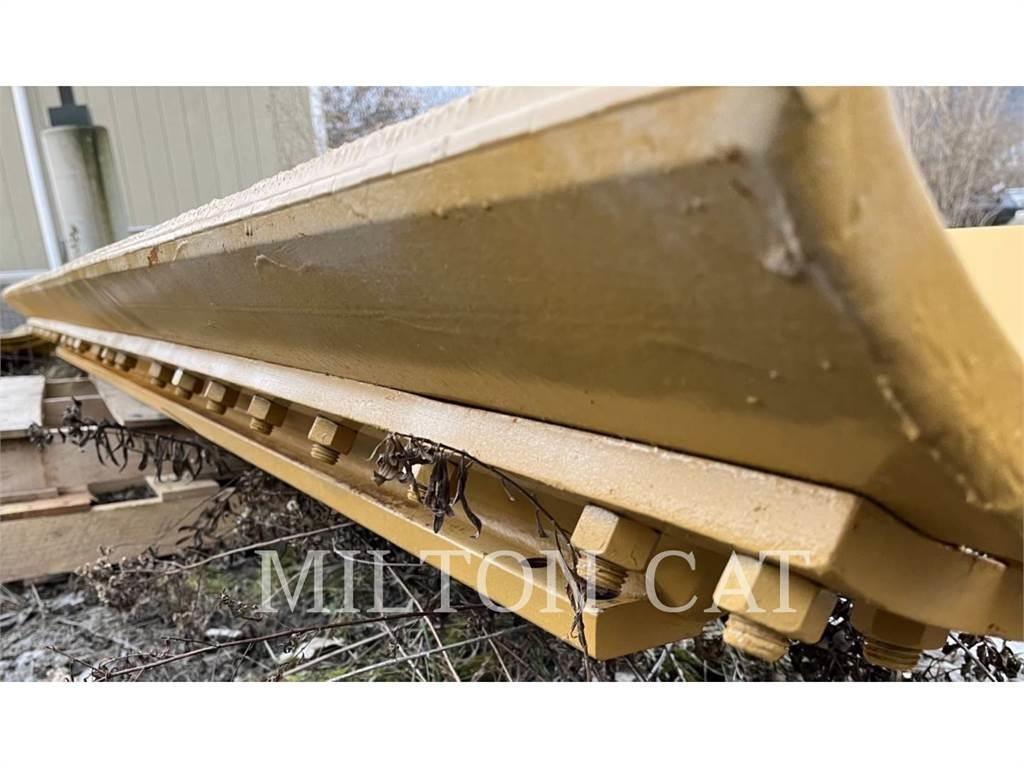 CAT 12.MOLDBOARD Bladen