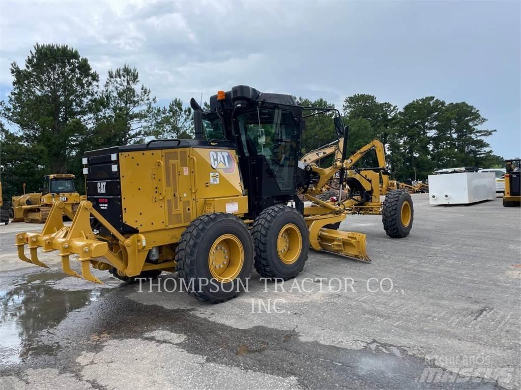 CAT 120 Graders