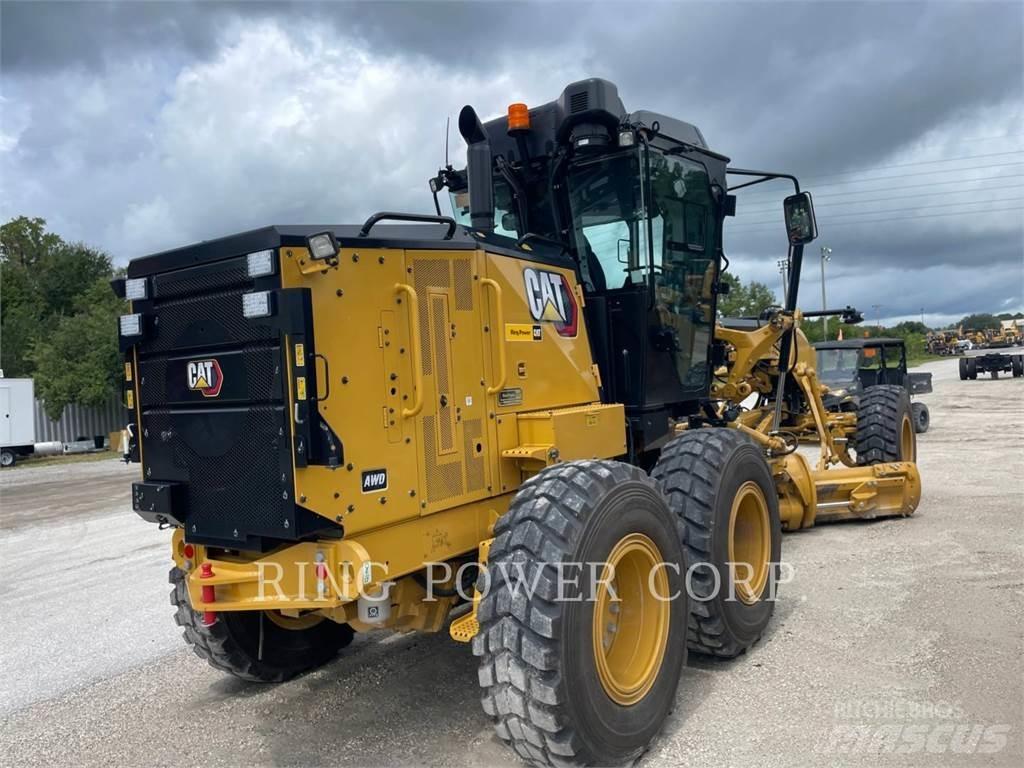 CAT 120 AWD CS Graders