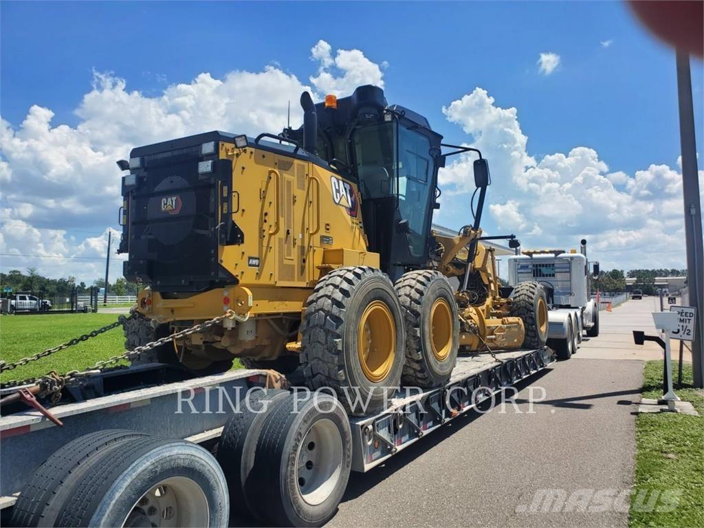 CAT 120 AWD CS Graders