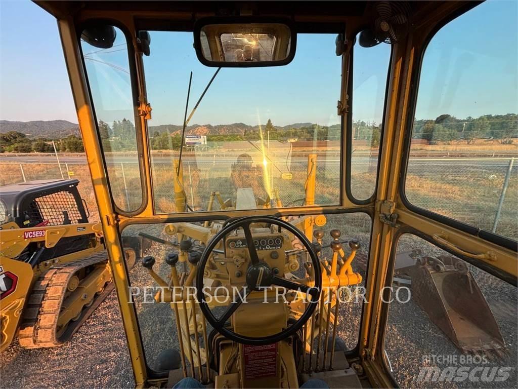 CAT 120G Graders