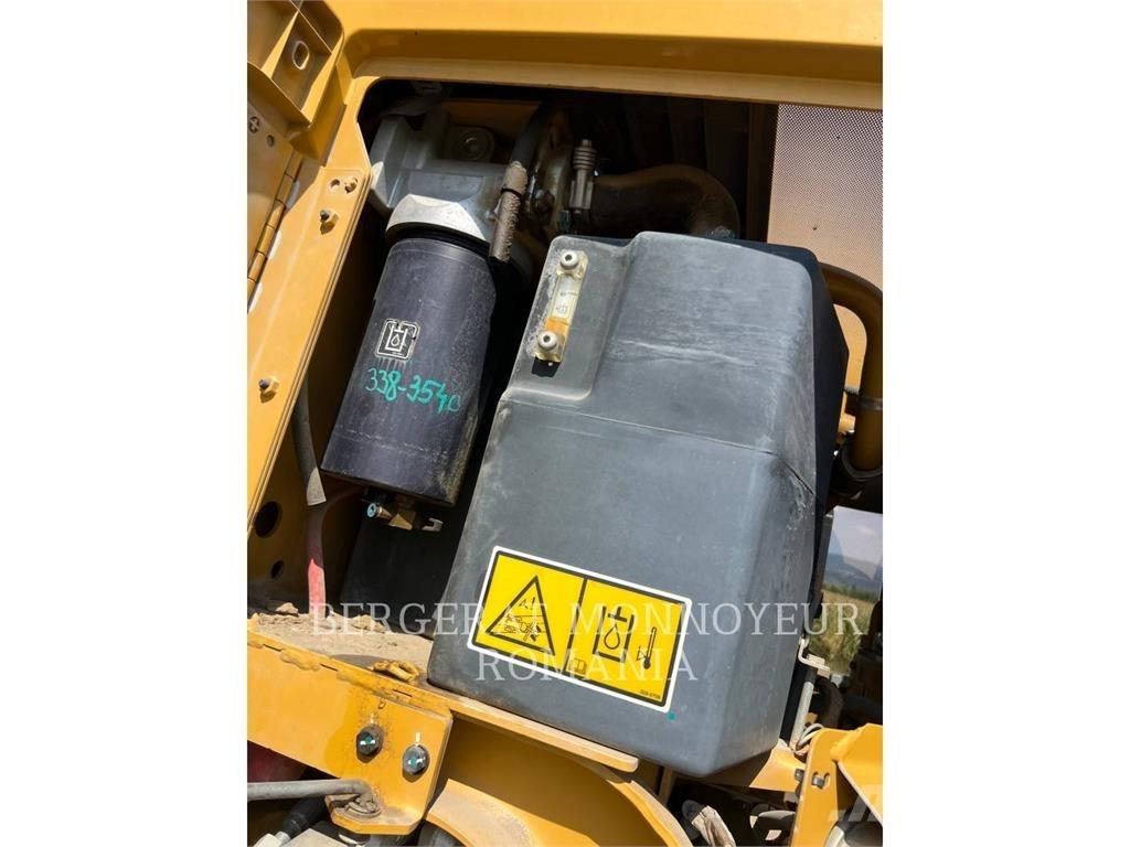 CAT 120M2 Graders