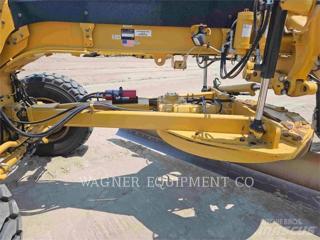 CAT 120M2AWD Graders
