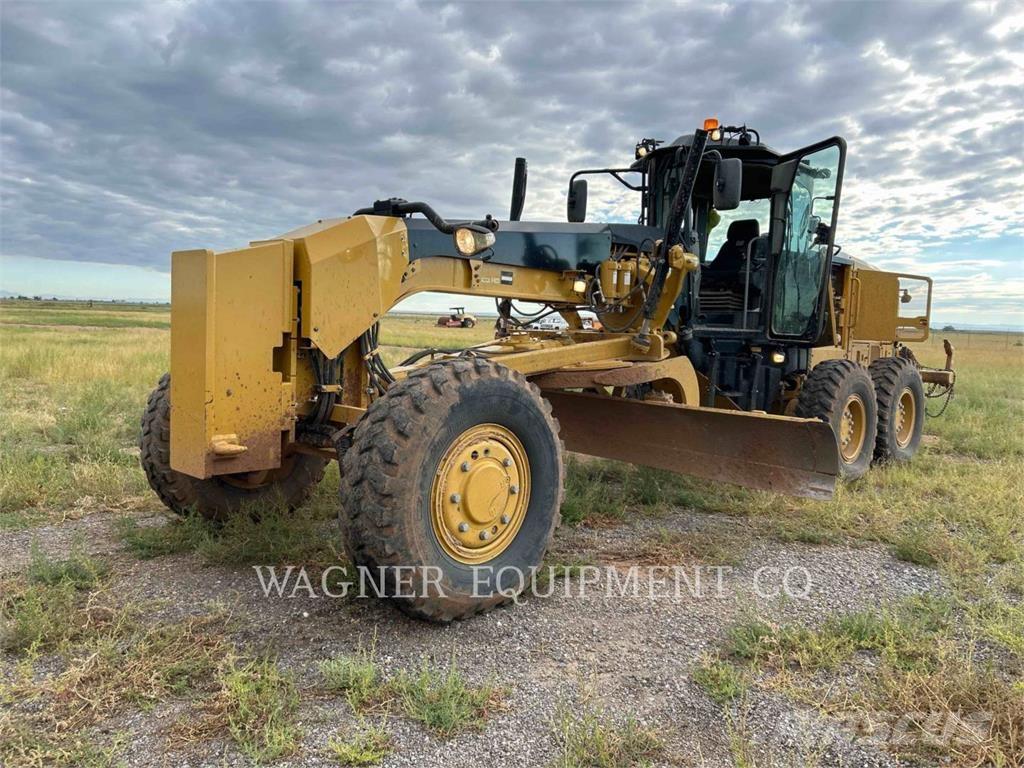 CAT 120M2AWD Graders