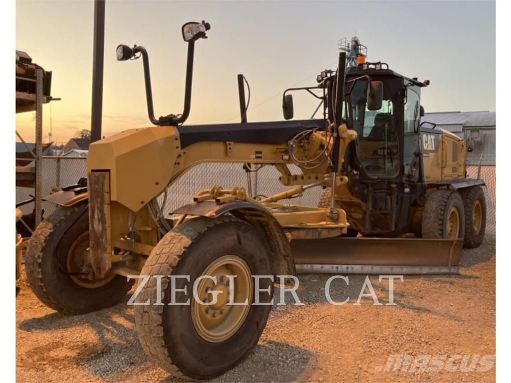 CAT 12M2 Graders