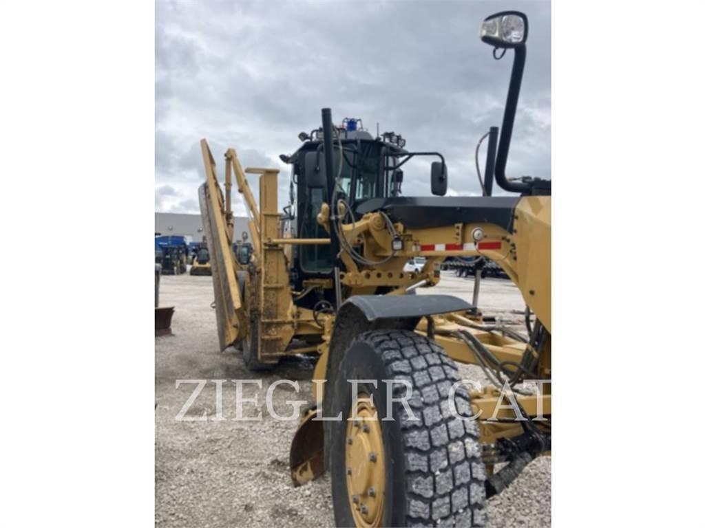 CAT 12M2AWD Graders