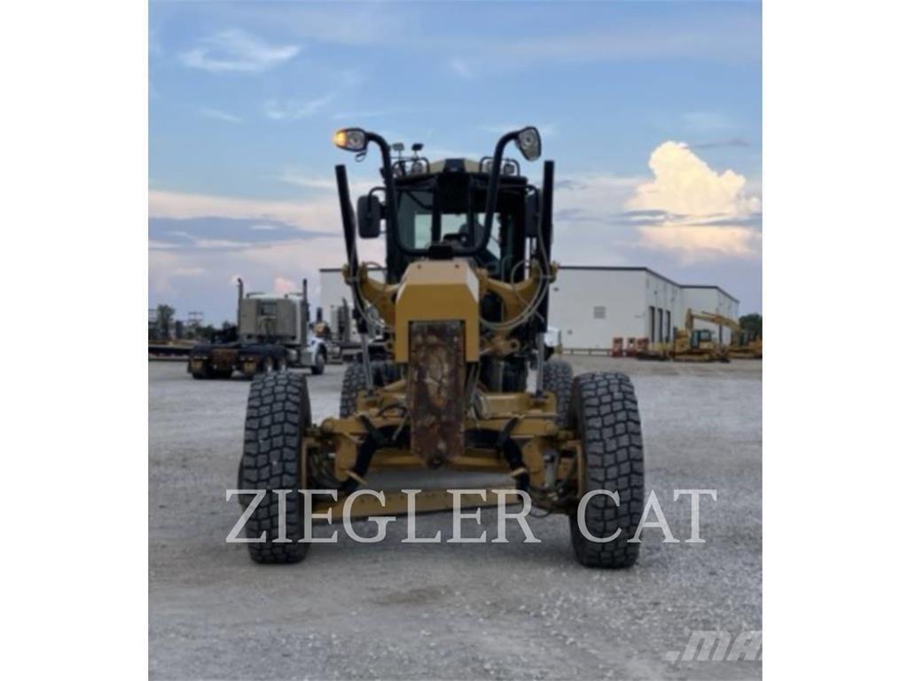 CAT 12M2AWD Graders