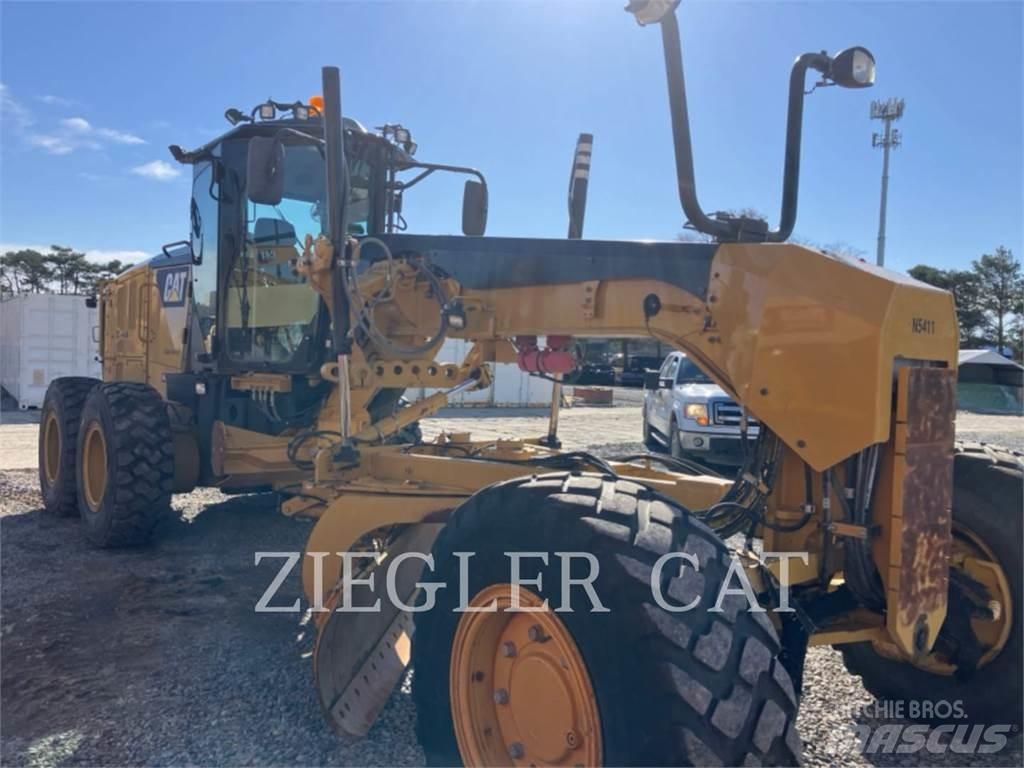 CAT 12M3AWD Graders