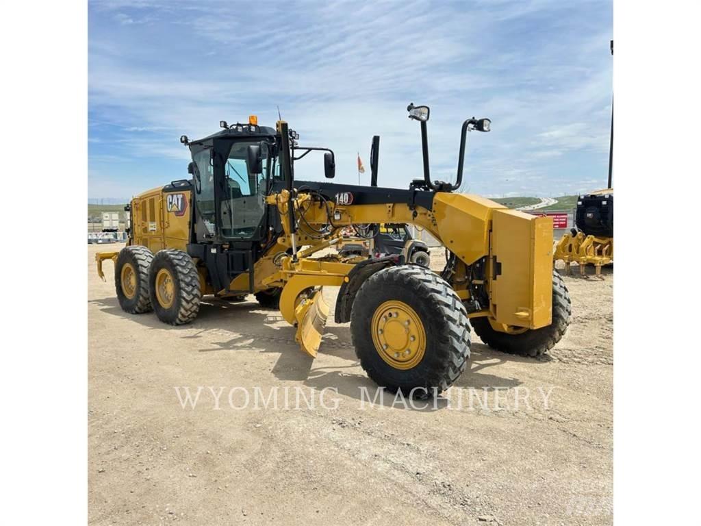 CAT 140 AWD Graders