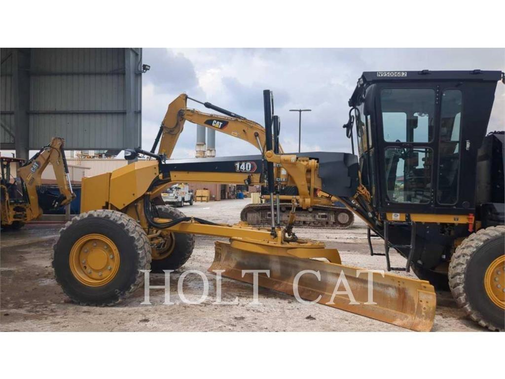 CAT 140 AWD Graders