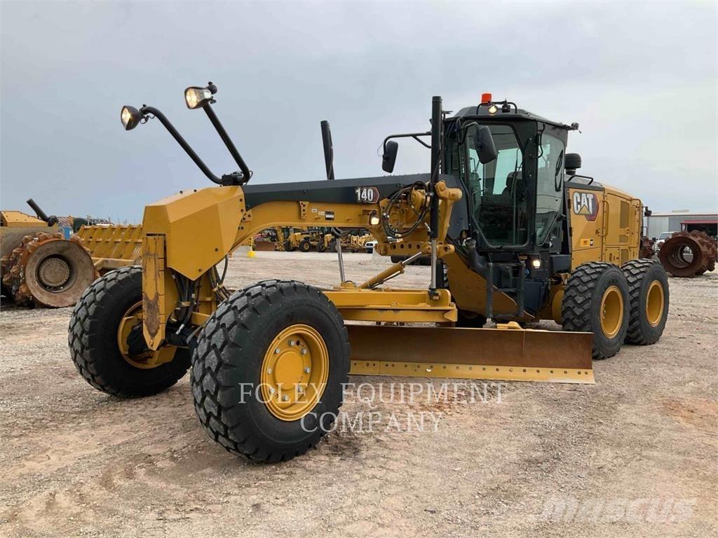 CAT 14015AWD Graders