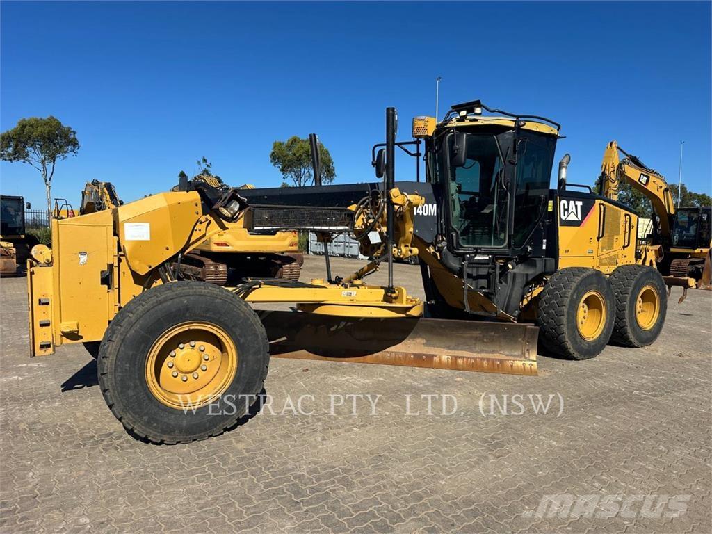 CAT 140M Graders