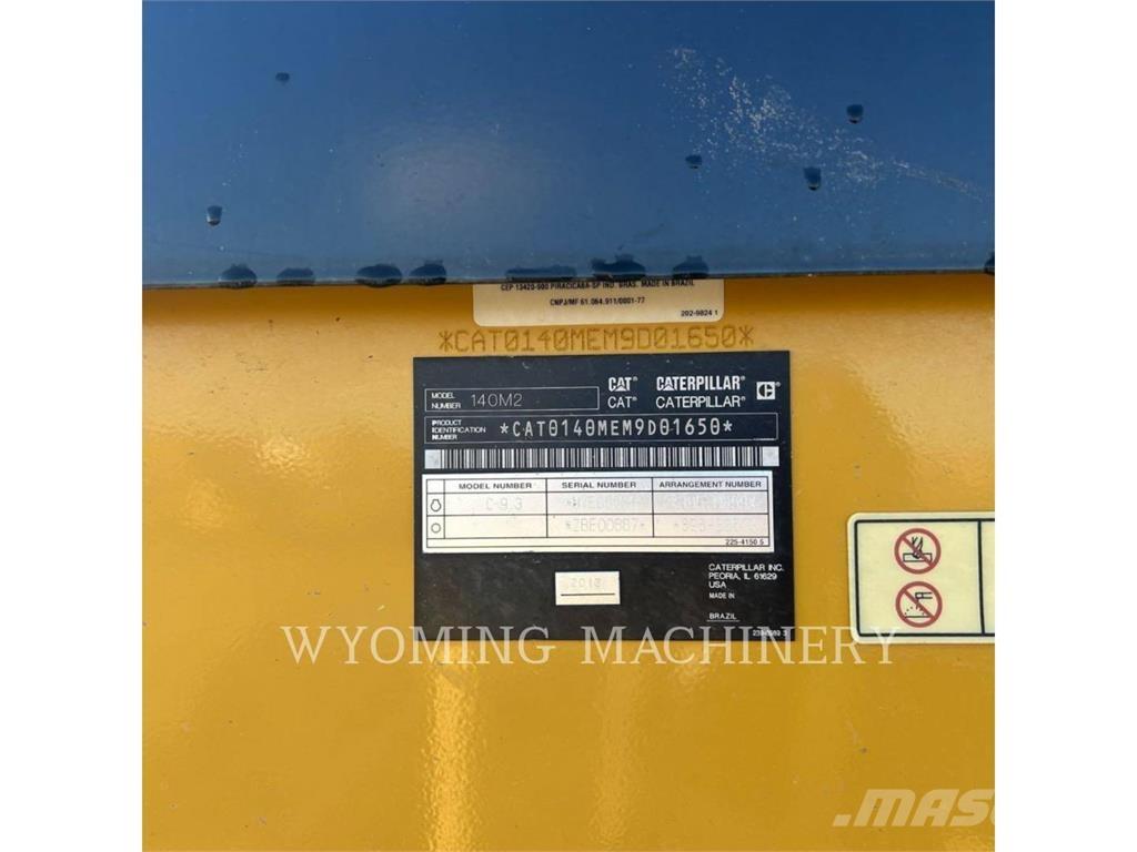 CAT 140M 2 Graders
