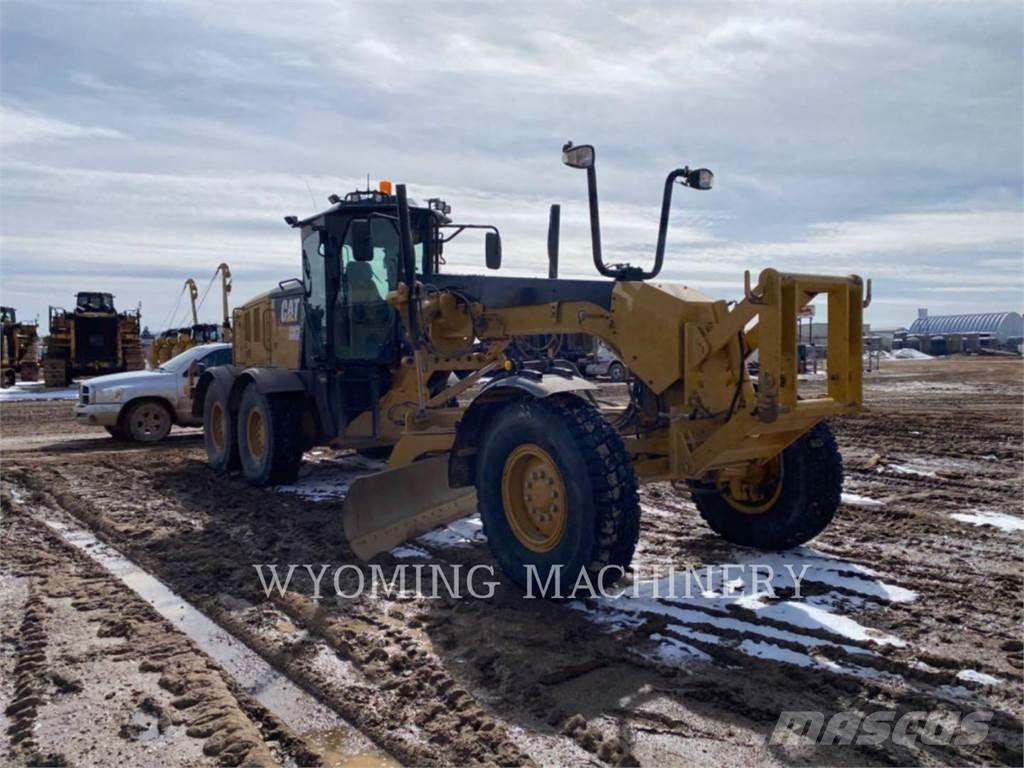 CAT 140M 3 Graders
