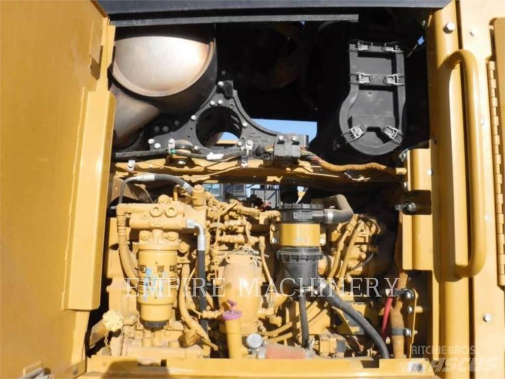 CAT 140M2 Graders