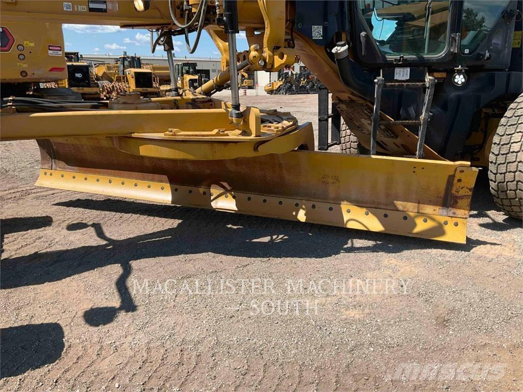 CAT 140M2 Graders