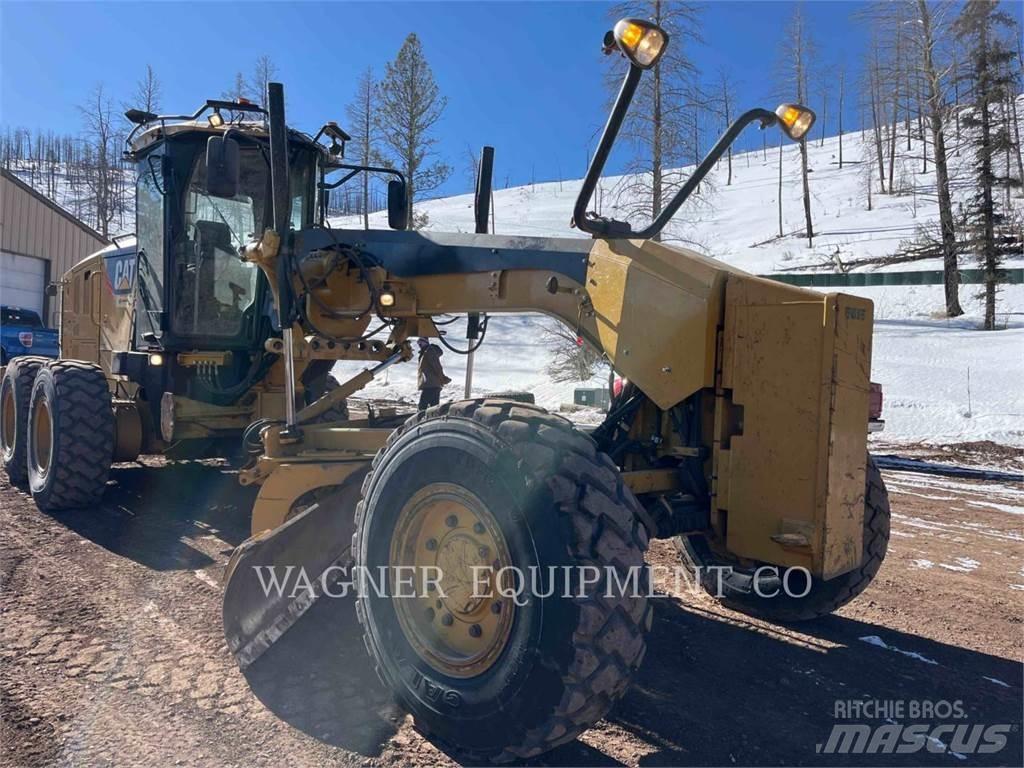 CAT 140M2 AWD Graders