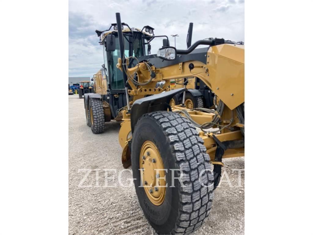 CAT 140M2AWD Graders