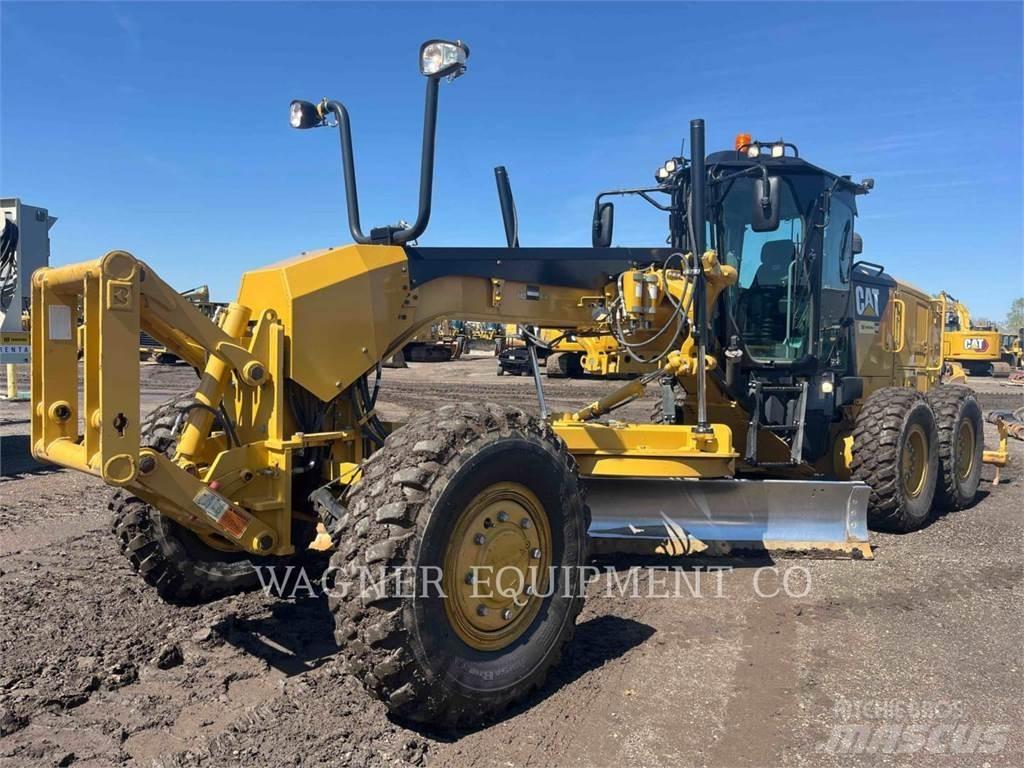 CAT 140M3AWD Graders