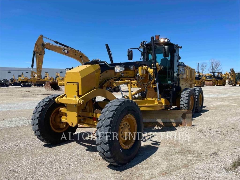 CAT 150-15 Graders