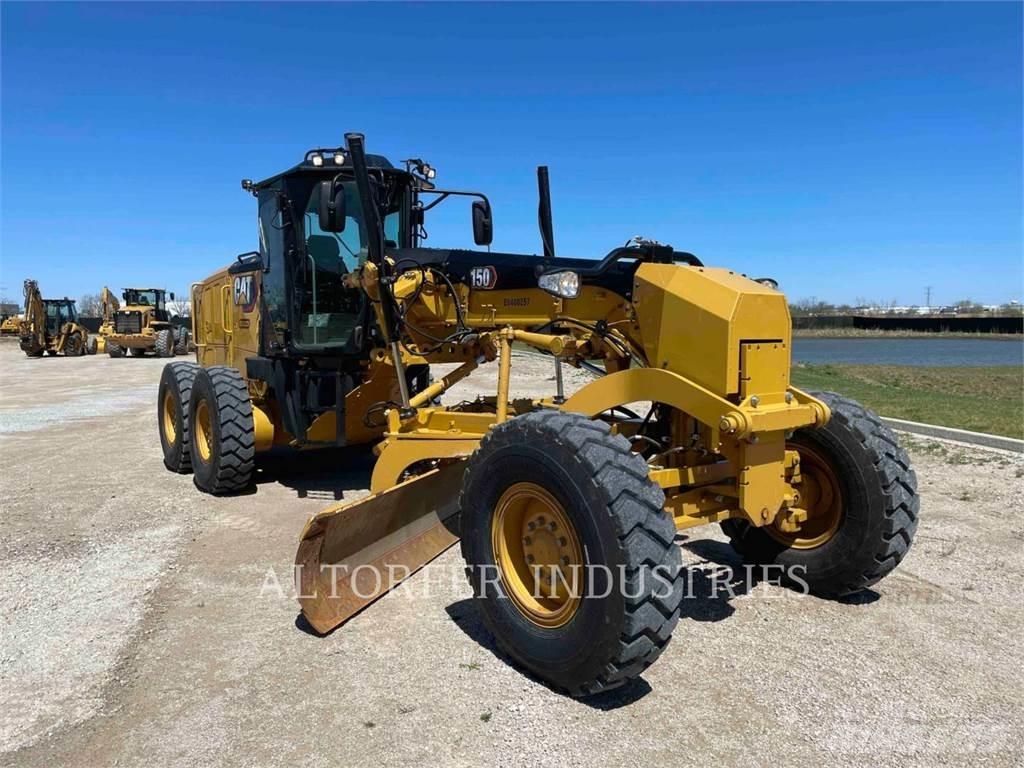 CAT 150-15 Graders
