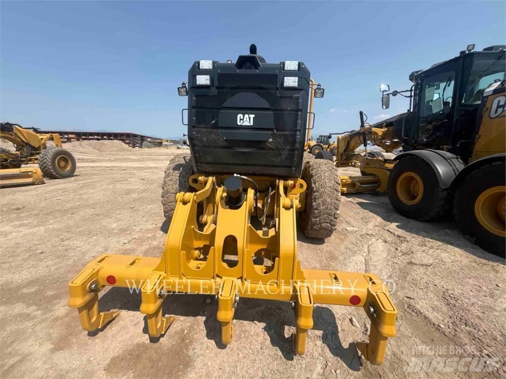 CAT 150 15 Graders
