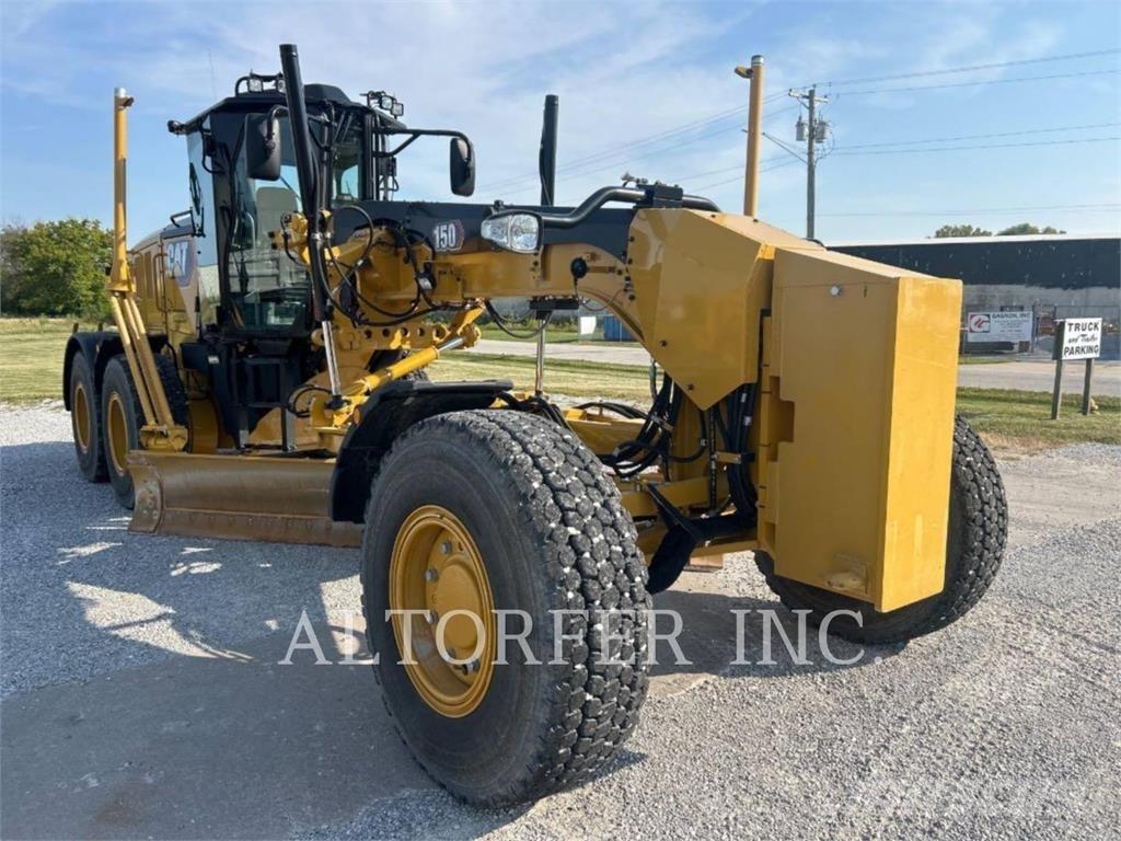 CAT 150-15AWD Graders