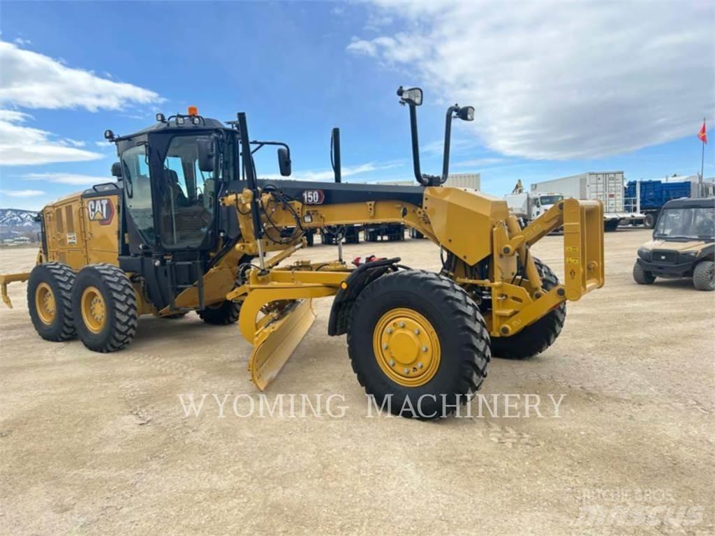 CAT 150 AWD Graders