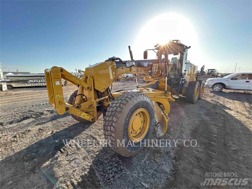 CAT 150 AWD Graders