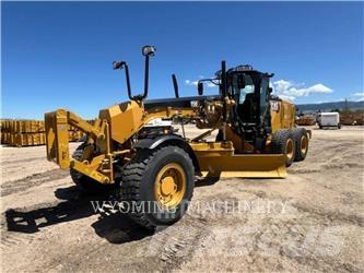CAT 150 AWD Graders