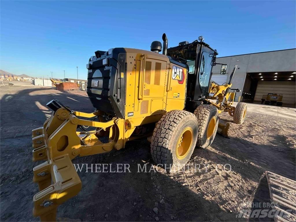CAT 150 AWD Graders
